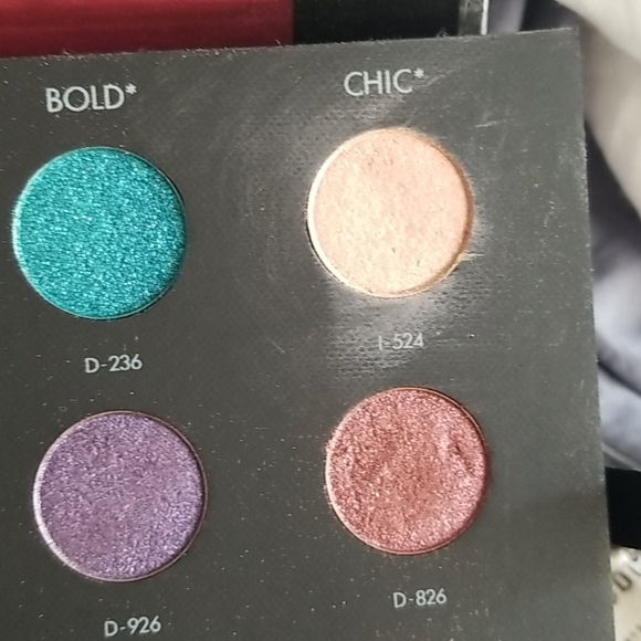 Make Up For Ever kit - Picture 5 of 7